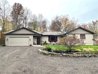 8942 Williams Rd, Chardon, OH 44024