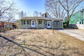 43 Vannah Ave, Portland, ME 04103