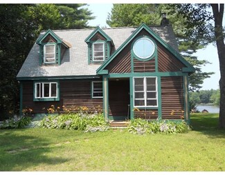 5 Abenaki St, Hubbardston, MA 01452