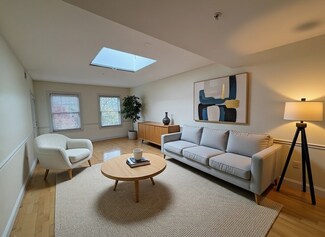 121 Centre St Unit PH2, Brookline, MA 02446