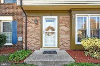 14407 Manassas Gap Ct, Centreville, VA 20120