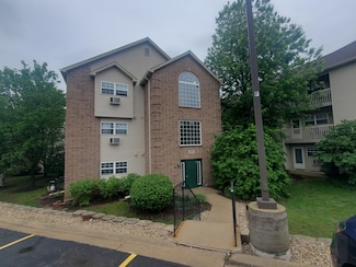 430 Cunat Blvd Unit 3C, Richmond, IL 60071