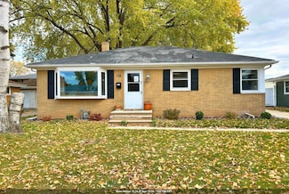 918 Grognet St, Green Bay, WI 54302