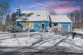 17 John F. Kennedy Ave, Clinton, MA 01510