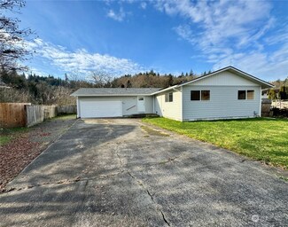 119 Monterey Dr, Kelso, WA 98626