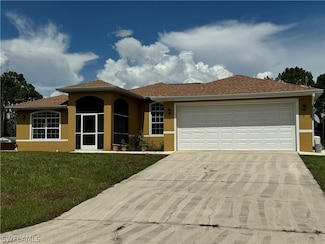 814 Jefferson Ave, Lehigh Acres, FL 33936