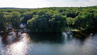 51-A Seneca Ln, Sturbridge, MA 01566