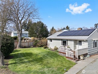503 E State St, La Conner, WA 98257