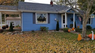 126 S A St, Elwood, IN 46036