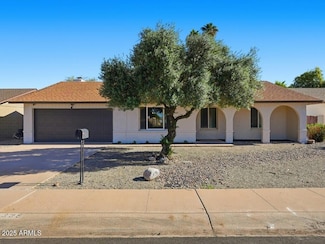 5335 S Siesta Ln, Tempe, AZ 85283