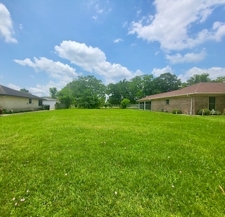 11910 Southview St, Houston, TX 77047