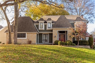 9732 W 115th St, Overland Park, KS 66210