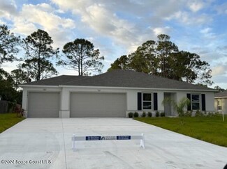1141 Sapphire St SE, Palm Bay, FL 32909