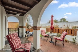 392 S Paseo Madera Unit D, Green Valley, AZ 85614