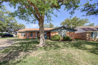 1601 Jefferson St, Plainview, TX 79072