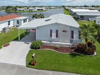 499 Amberjack Dr, North Port, FL 34287