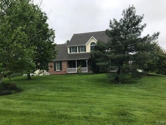 3747 Lindy Dr, Orefield, PA 18069