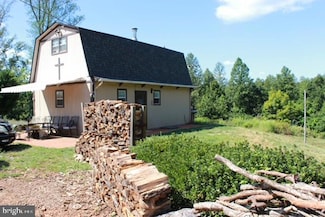 18257 Carter Ln, Brandy Station, VA 22714