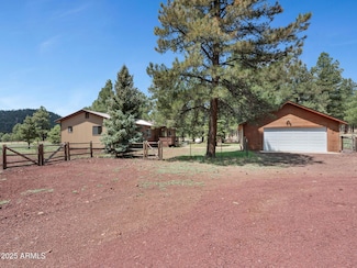 12778 E Larkspur Ln, Parks, AZ 86018