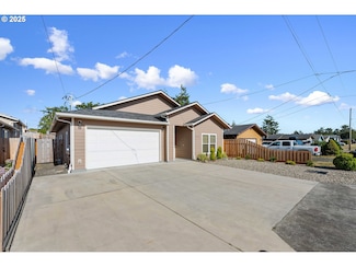 1115 Fenwick Ave, Coos Bay, OR 97420