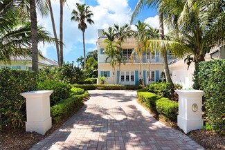 121 Palm Island Ln, Vero Beach, FL 32963