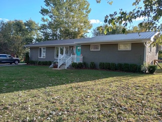 608 Pecan Cir, Hickman, KY 42050