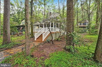 210 Pennsylvania Ave, Mount Gretna, PA 17064