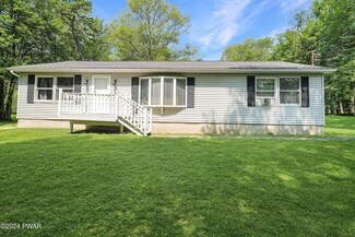 139 Caribou Rd, Dingmans Ferry, PA 18328