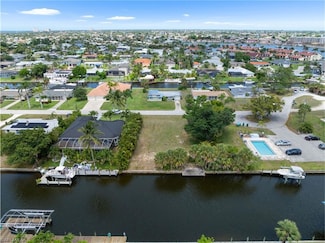 5115 Manor Ct, Cape Coral, FL 33904