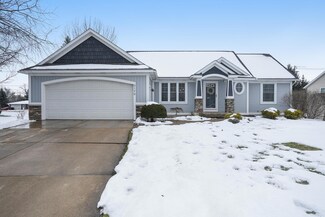 8179 Fairwood Dr, Jenison, MI 49428