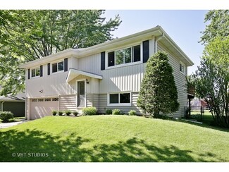 1312 Rita Ave, Saint Charles, IL 60174