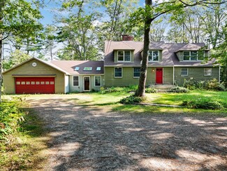 242 Main Rd, Phippsburg, ME 04562