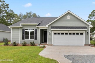1081 Filmore Rd, Boiling Spring Lakes, NC 28461