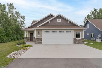260 15th Ave N, Casselton, ND 58012