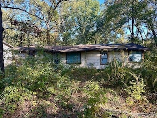 5809 Carbon St, Pine Bluff, AR 71602
