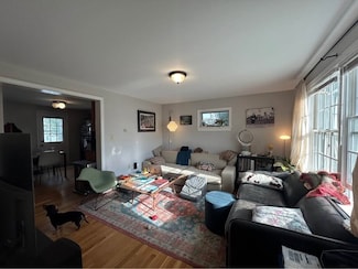 31 Myrtle St Unit 31R, Somerville, MA 02145