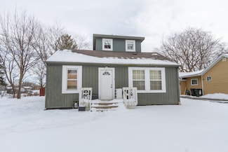 36379 N Wesley Rd, Ingleside, IL 60041
