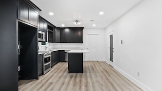 17411 Rolling Hill Ln, Waller, TX 77484