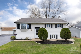 7622 Sprucewood Ave, Woodridge, IL 60517