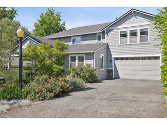 5733 SW 54th Ave, Portland, OR 97221