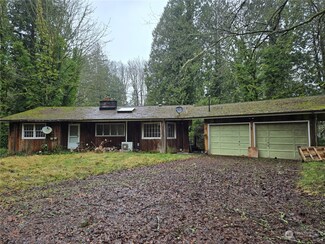 9070 Giles Rd, Blaine, WA 98230