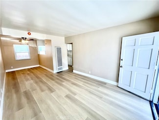 9904 1/4 Belmont St, Bellflower, CA 90706