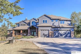 19910 White Tail Ln, Louisville, NE 68037