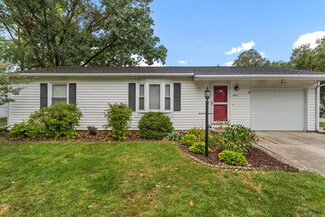 1801 Scottsdale Dr, Champaign, IL 61821