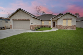 628 County Road 3414, Cleveland, TX 77327