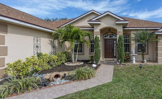 1637 SW La Gorce Ave, Port Saint Lucie, FL 34953