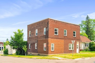 1332 101st Ave W, Duluth, MN 55808