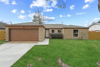 7926 Jonquil Dr, Texas City, TX 77591