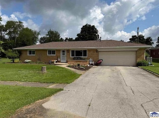 7570 E Mulberry Dr, Terre Haute, IN 47802