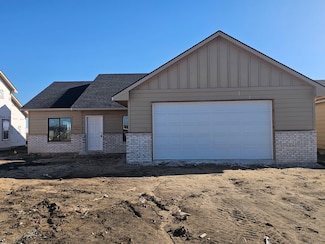 5168 N Toben Dr, Bel Aire, KS 67226